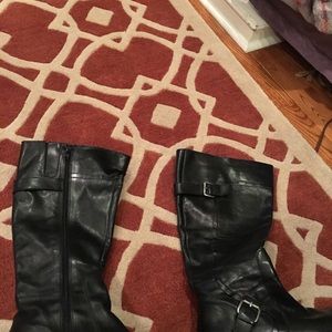 Leather boots size 10